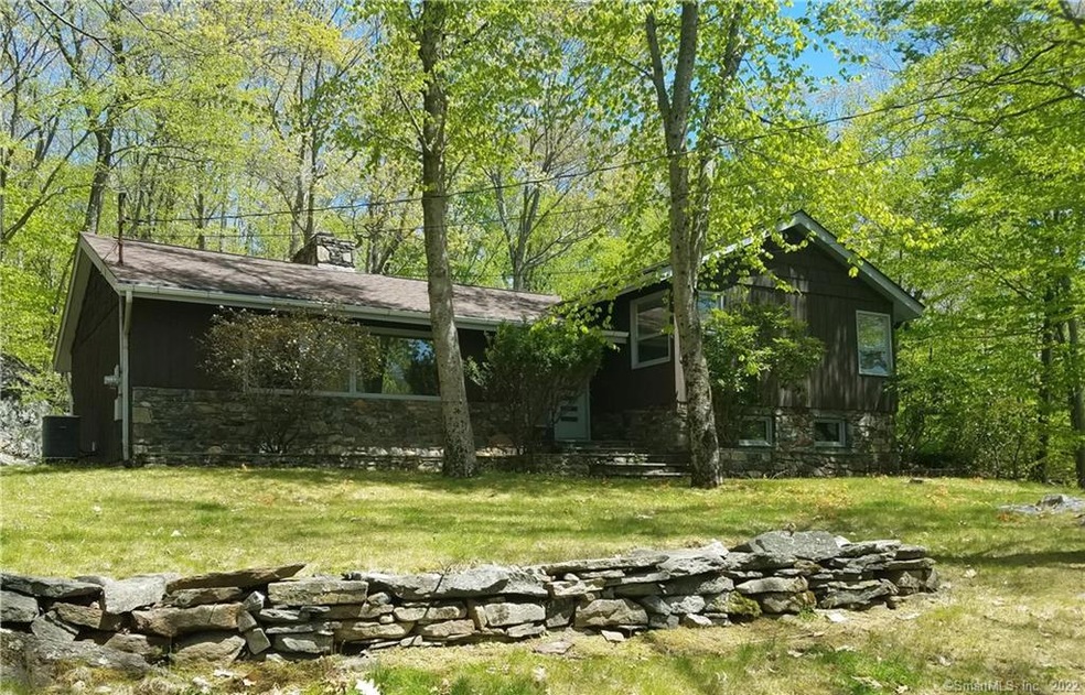 21 Butternut Dr, Norwich, CT 06360 - photo 1