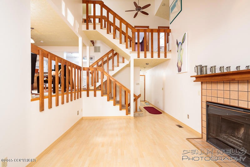 Living Room-20150420-6686