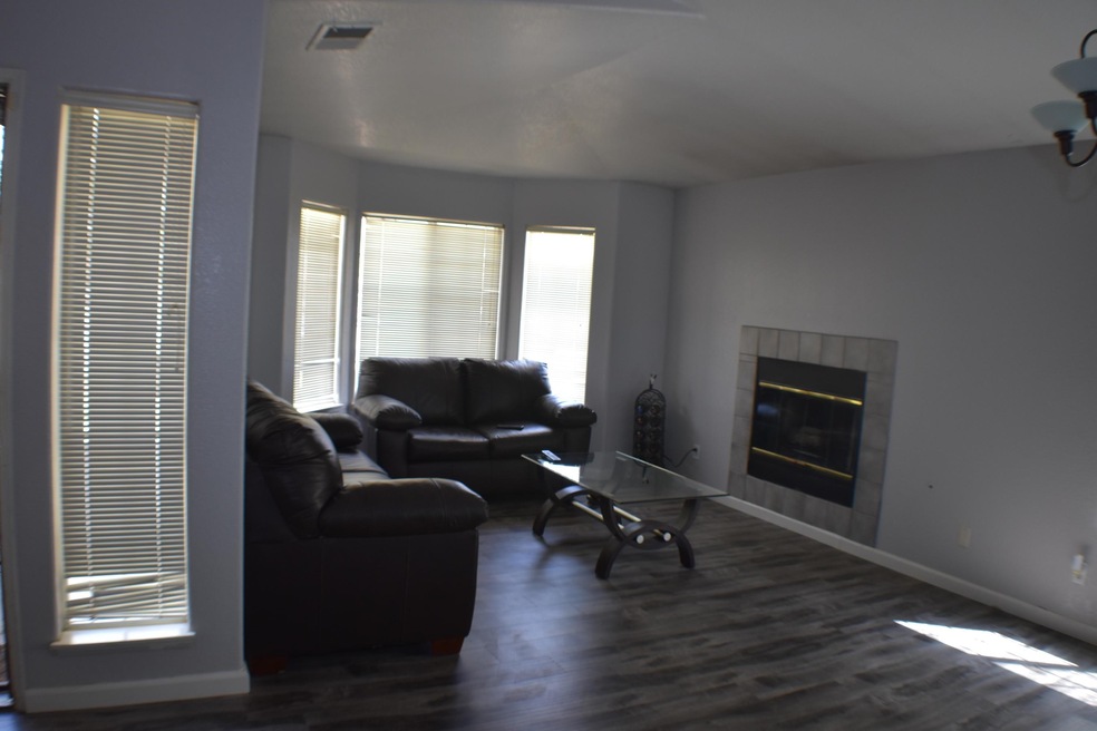 3117 Sabre St, Rosamond, CA 93560 - photo 1