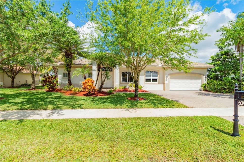 13857 SW 44th St, Davie, FL 33330 - photo 1