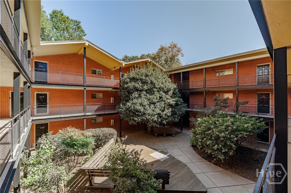 250 Little St unit A209, Athens, GA 30605 - photo 1