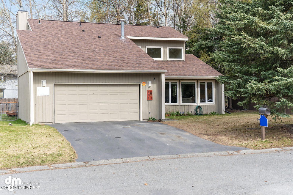 Exterior Front_ELK01338-SMALL