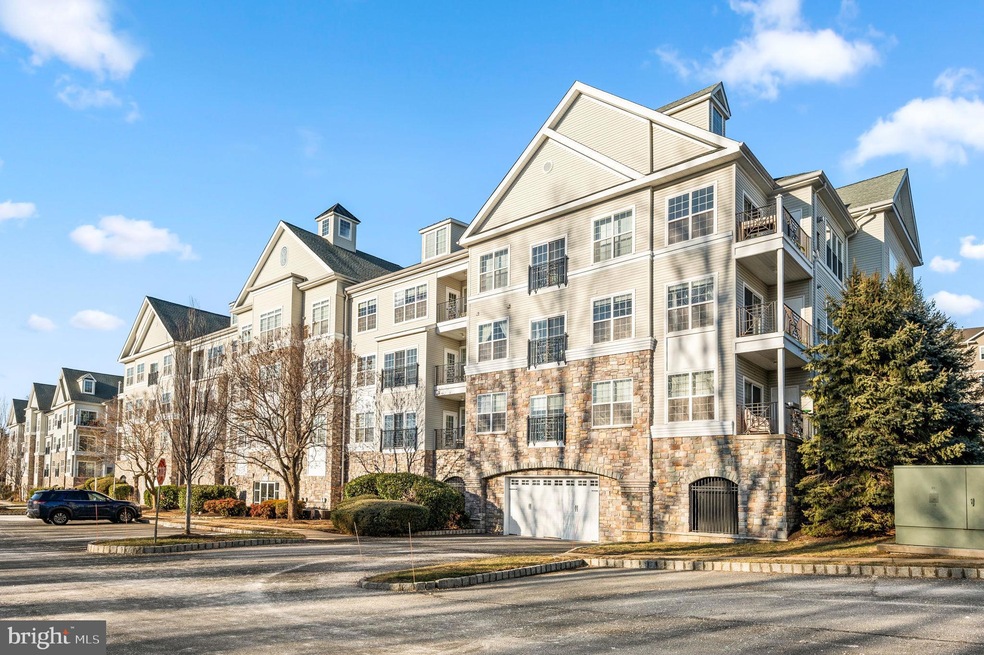 4206 Lydia Hollow Dr unit B, Glen Mills, PA 19342 - photo 1