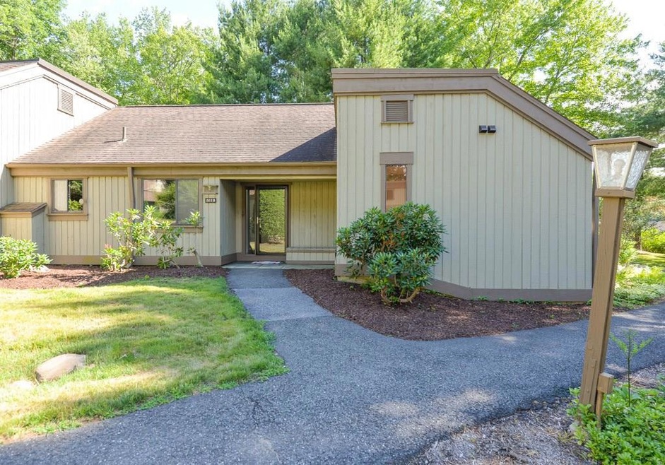 882 Heritage Village unit B, Southbury, CT 06488 - photo 1