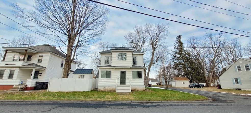 22 Moseley Ave, Westfield, MA 01085 - photo 1