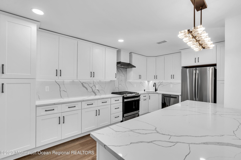 Sold $660,000 • Co-Listing Agent