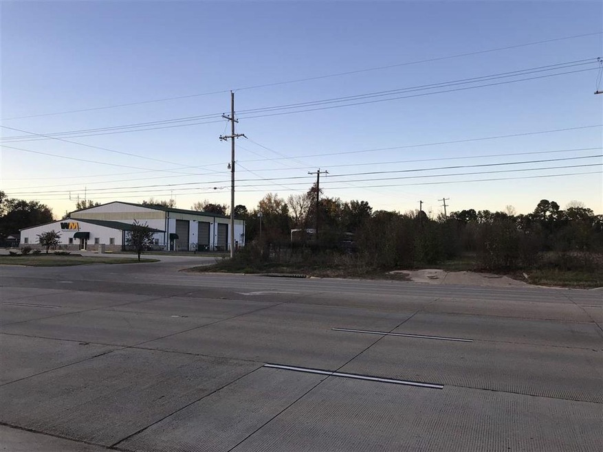 2600 W 7th St, Texarkana, TX 75501 - photo 1