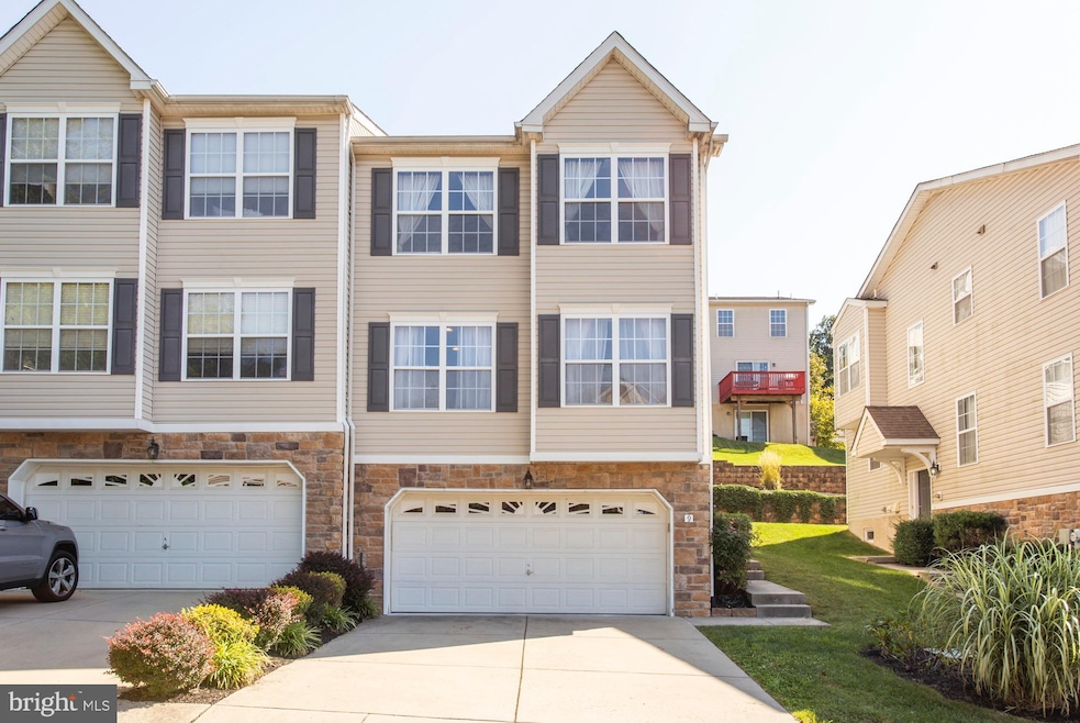 9 Whalens Ct, Drexel Hill, PA 19026 - photo 1