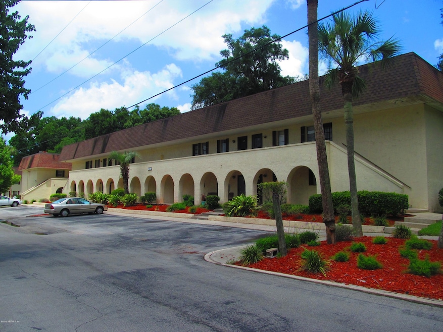 1649 El Prado Rd unit 5, Jacksonville, FL 32216 - photo 1