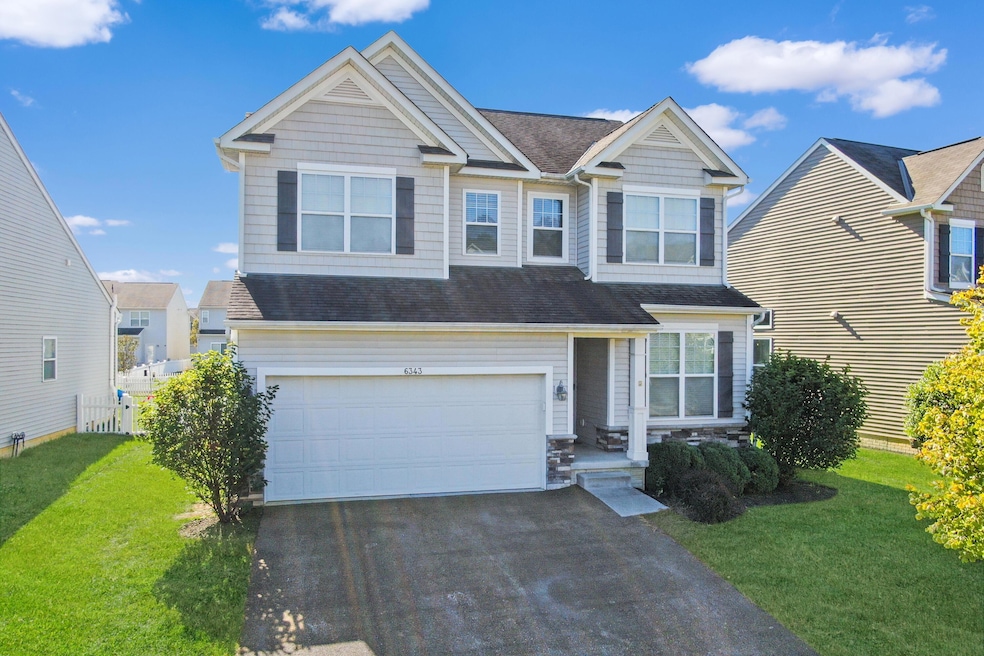 6343 Hoffman Trace Dr, Columbus, OH 43213 - photo 1