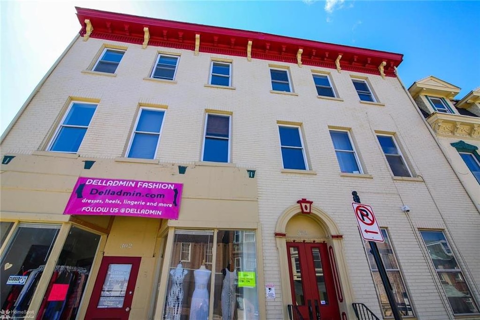 302 N Ninth St unit 3, Allentown, PA 18102 - photo 1