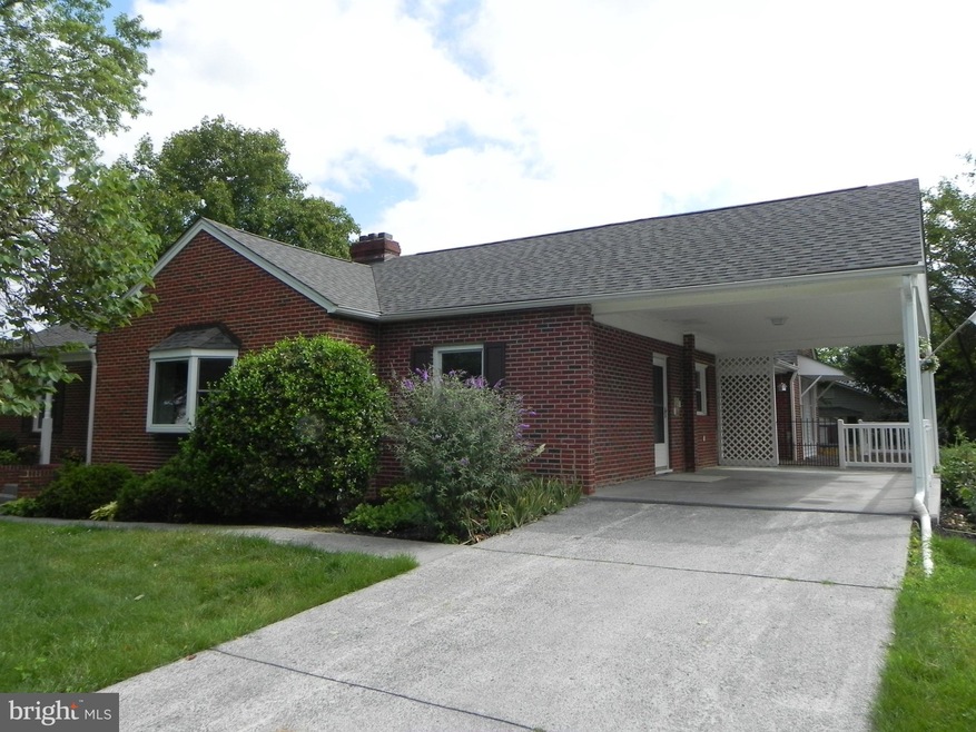 204 Russelcroft Rd, Winchester, VA 22601 - photo 1