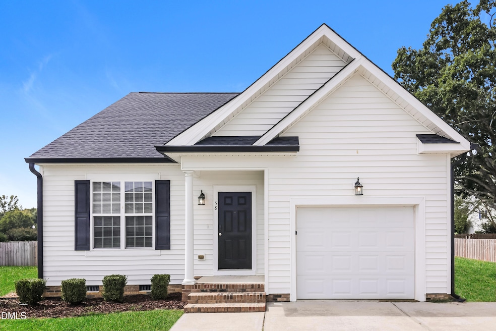 000-photo-front-view-14850530