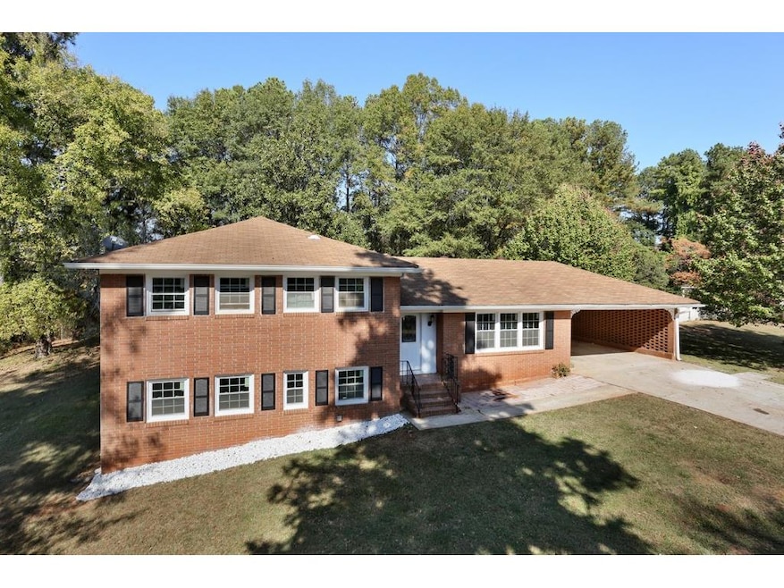 2038 Evergreen Dr, Austell, GA 30106 - photo 1