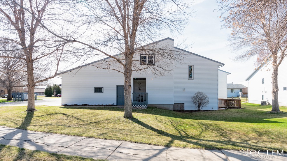 2845 Warwick Loop 16.9-4