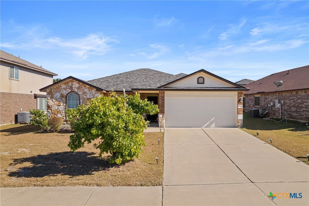 5402 Bridgewood Dr, Killeen, TX 76549 - photo 1