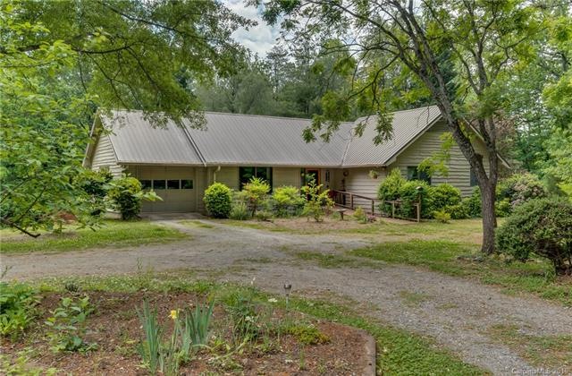 1065 Howard Gap Road, Tryon