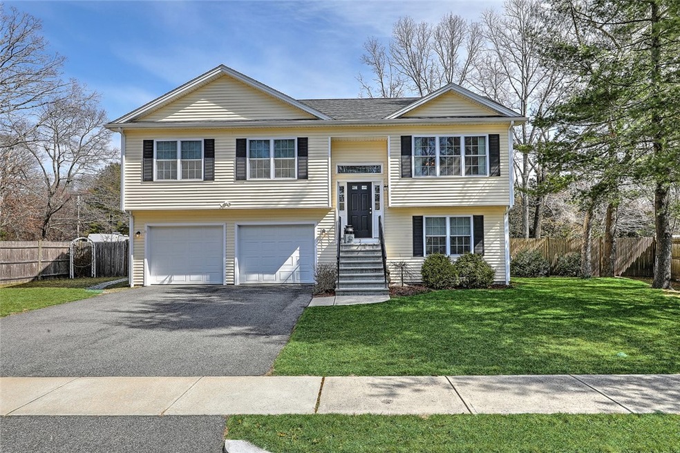 2 Leigh Ln, Riverside, RI 02915 - photo 1