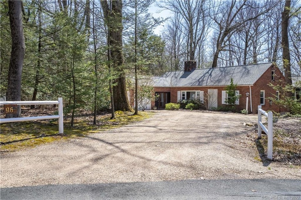 96 Kenmore Rd, Bloomfield, CT 06002 - photo 1