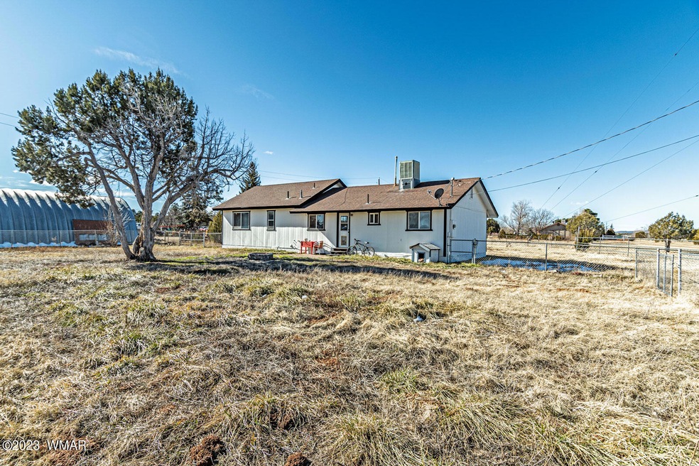 1501 N 2nd Place, Show Low, AZ 85901 - photo 1