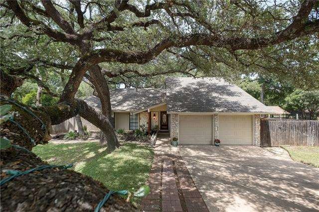 Amazing home & amazing trees!