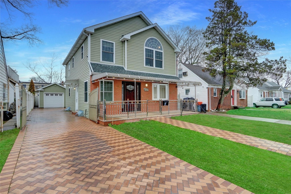 Sold $950,000 • Co-Listing Agent