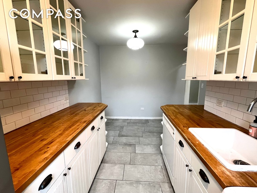 143 Bennett Ave unit 6R, New York, NY 10040 - photo 1