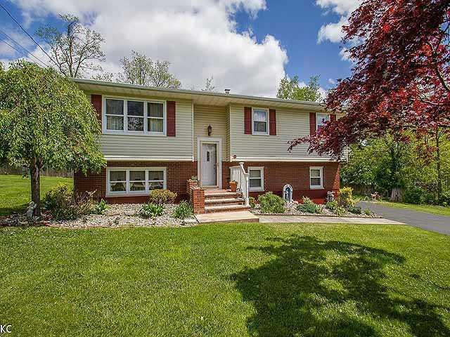 14 Townsend Ave, Highland Mills, NY 10930 - photo 1