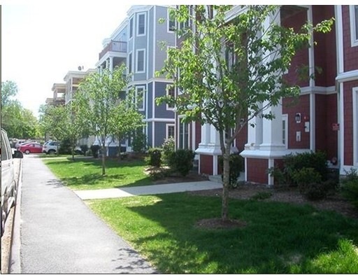 11 Whipple Ave unit 3, Roslindale, MA 02131 - photo 1
