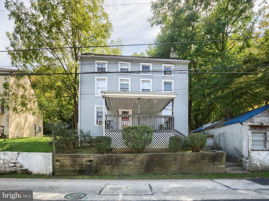 201 Balligomingo Rd, Conshohocken, PA 19428 - photo 1