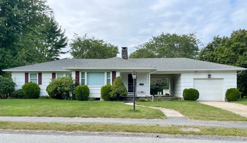 31 George St, South Dartmouth, MA 02748 - photo 1