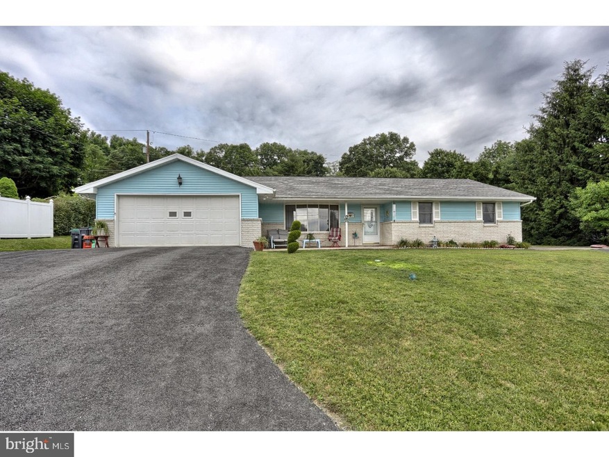 31 Grace Ave, Schuylkill Haven, PA 17972 - photo 1