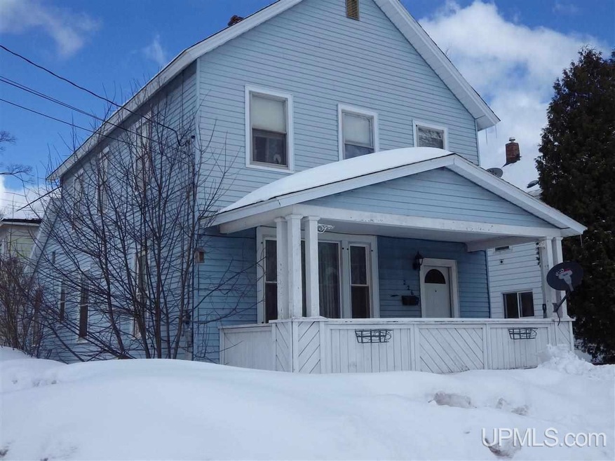 226 W Peck St, Negaunee, MI 49866 - photo 1