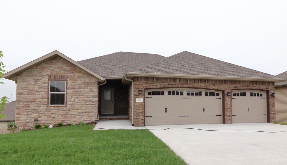 1652OldCastle01