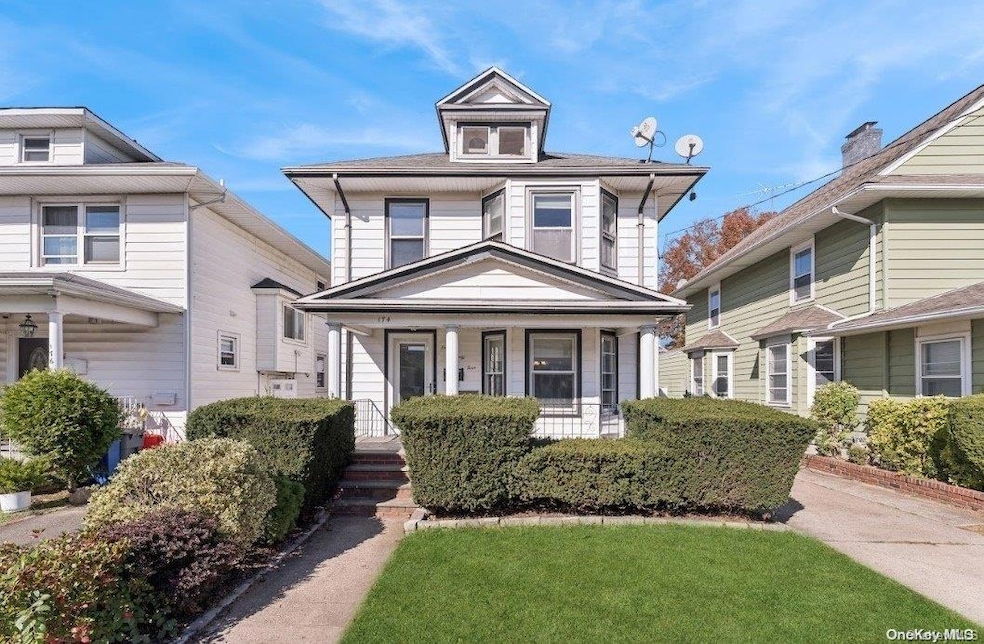 174 Garfield Ave, Mineola, NY 11501 - photo 1