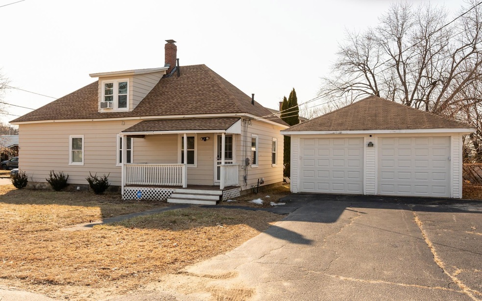 38 Garden St, Manchester, NH 03103 - photo 1