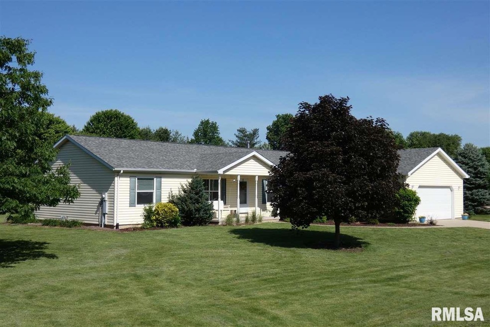 15947 N Regency Park Place, Chillicothe, IL 61523 - photo 1