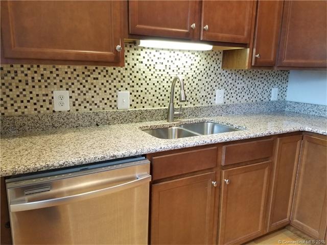 163 Cynthia Ln unit C5, Middletown, CT 06457 - photo 1