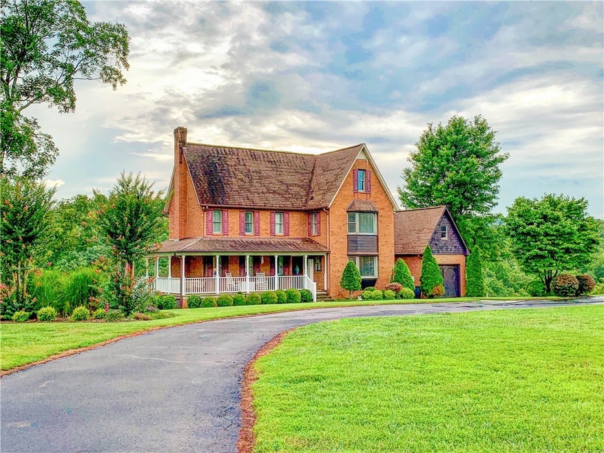 351 Chalmers Mountain Rd, Walhalla, SC 29691 - photo 1