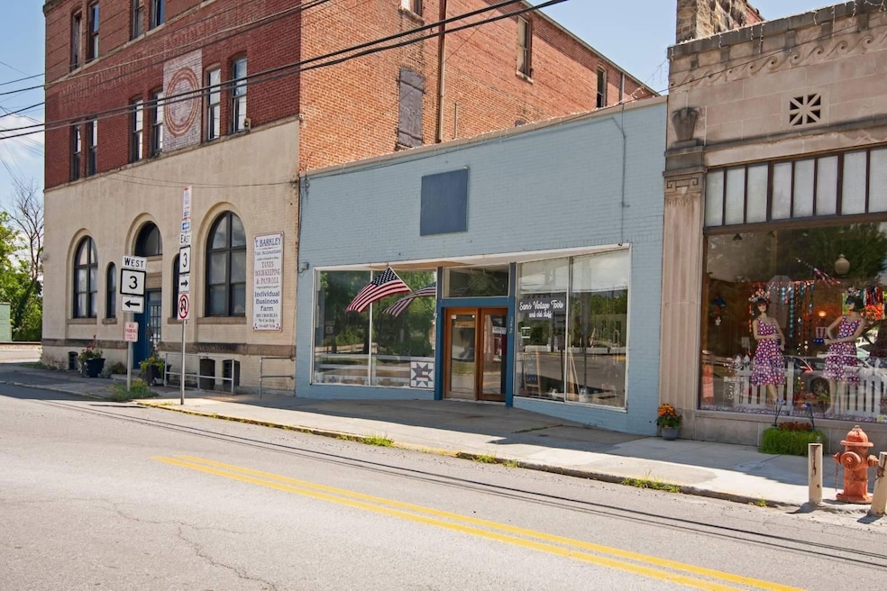 342 S Monroe St, Alderson, WV 24910 - photo 1