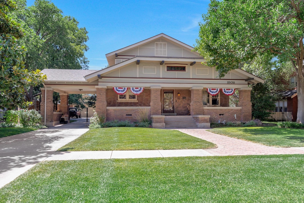 Under Contract $439,000 • Co-Listing Agent