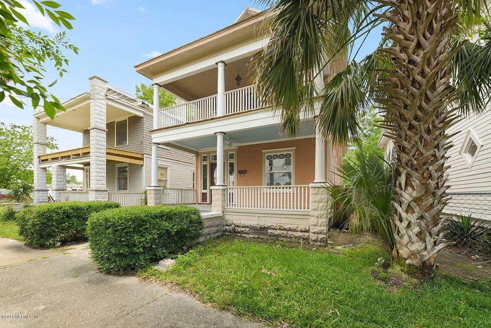 1729 N Market_001_WEB_preview