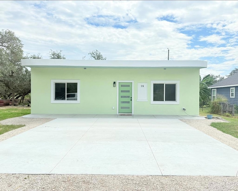 18 Poolside Loop, Rockport, TX 78382 - photo 1