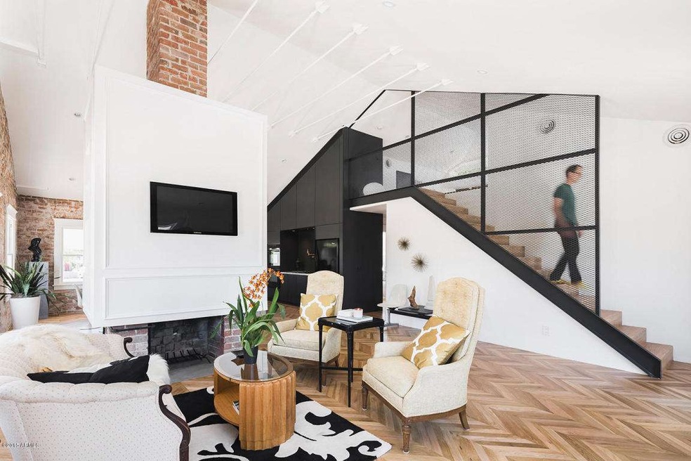 2201 N Richland St, Phoenix, AZ 85006 - photo 1