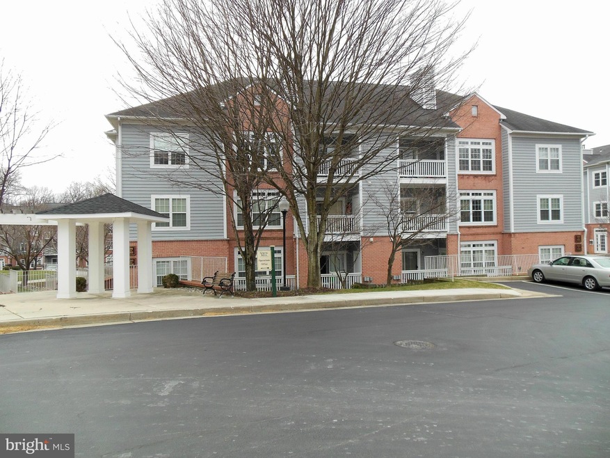 9203 Groffs Mill Dr unit 9203, Owings Mills, MD 21117 - photo 1