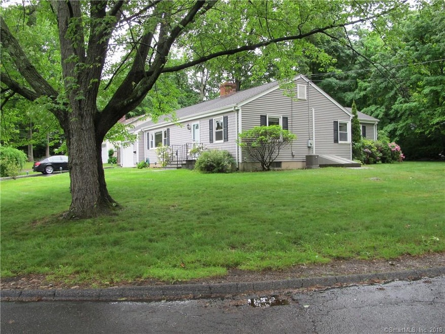 91 Crestwood Dr, Stamford, CT 06905 - photo 1