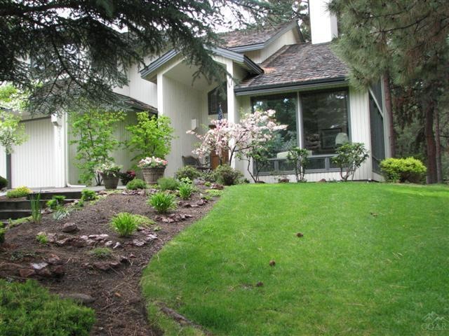 20387 White Pass Ct, Bend, OR 97702 - photo 1