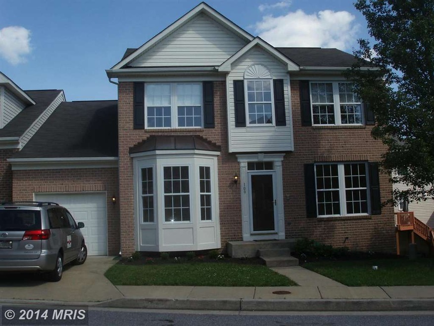 109 Rangeford Dr, Owings Mills, MD 21117 - photo 1
