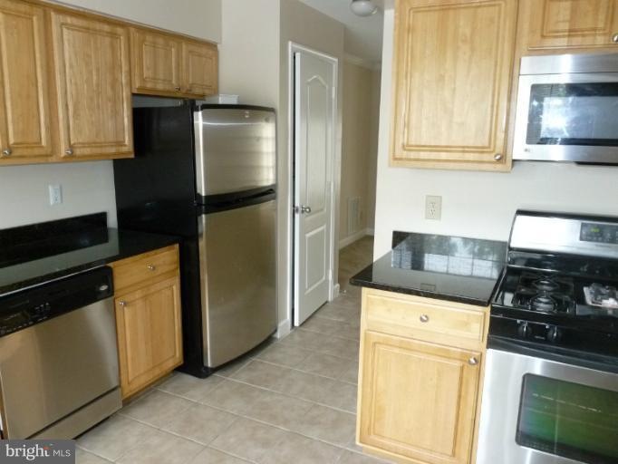 14139 Yorkshire Woods Dr, Silver Spring, MD 20906 - photo 1