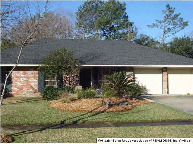 Great curb appeal!